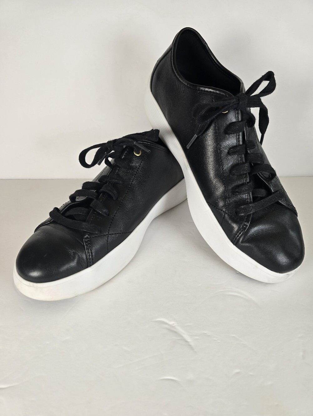 Cole Haan Women's Grand Crosscourt Black Leather Lace Up Sneaker Streetwear 10.5